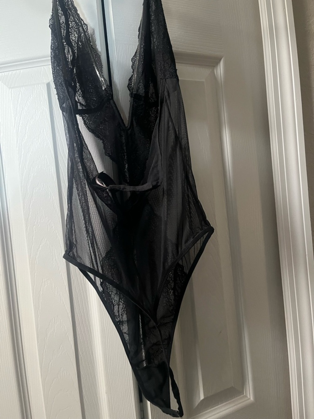 Victoria’s Secret black lace teddy size Medium - Picture 6 of 12